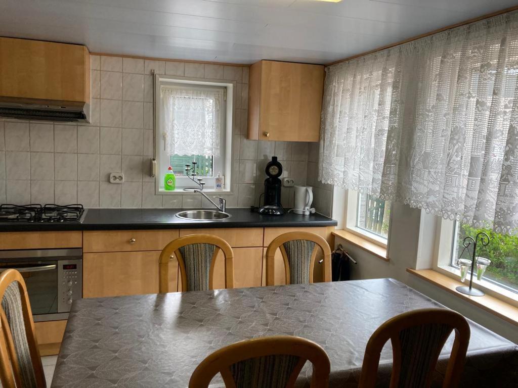 הוילה Schoondijke Schwone Diekhuusje - Vakantiewoning Aan De Noordzeekust מראה חיצוני תמונה